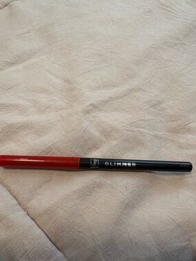 Glimmer Red Lip Liner Pencil